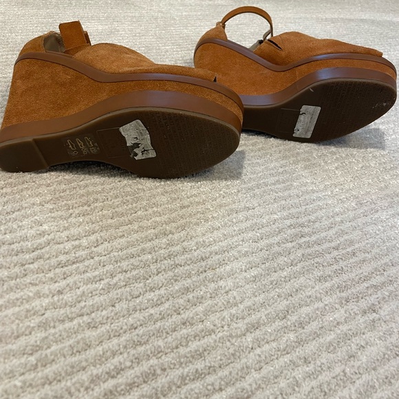 Schutz suede wedges size 36.5 - Picture 4 of 4